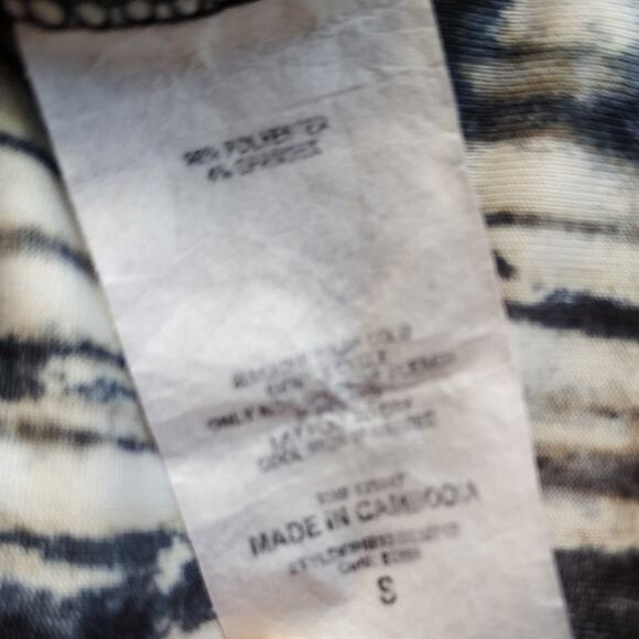 Ava & Grace Sleeveless Tunic Top - Picture 6 of 6